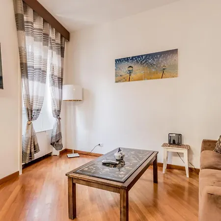 House Trevi Apartment *